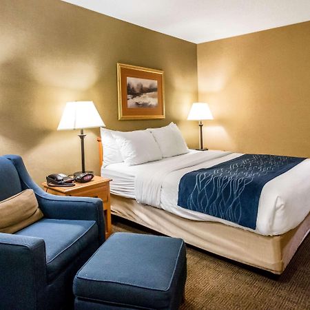 Comfort Inn Green River National Park Area Exterior photo