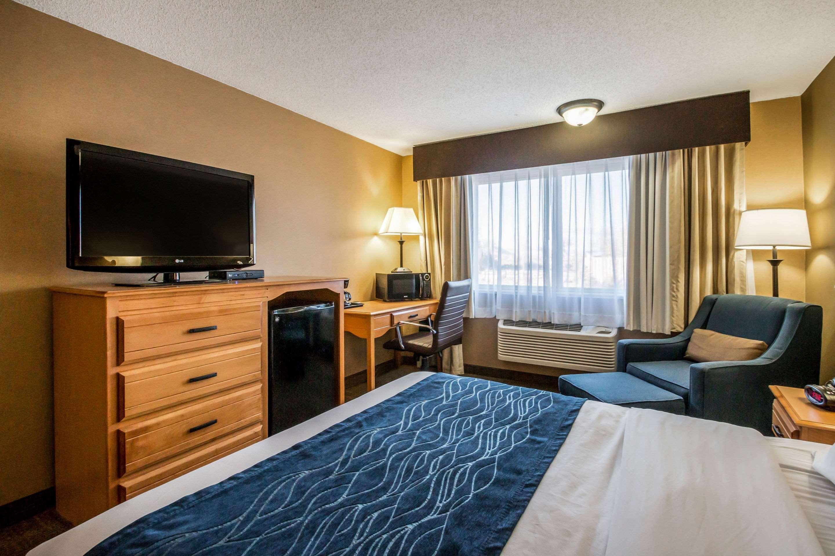 Comfort Inn Green River National Park Area Exterior photo