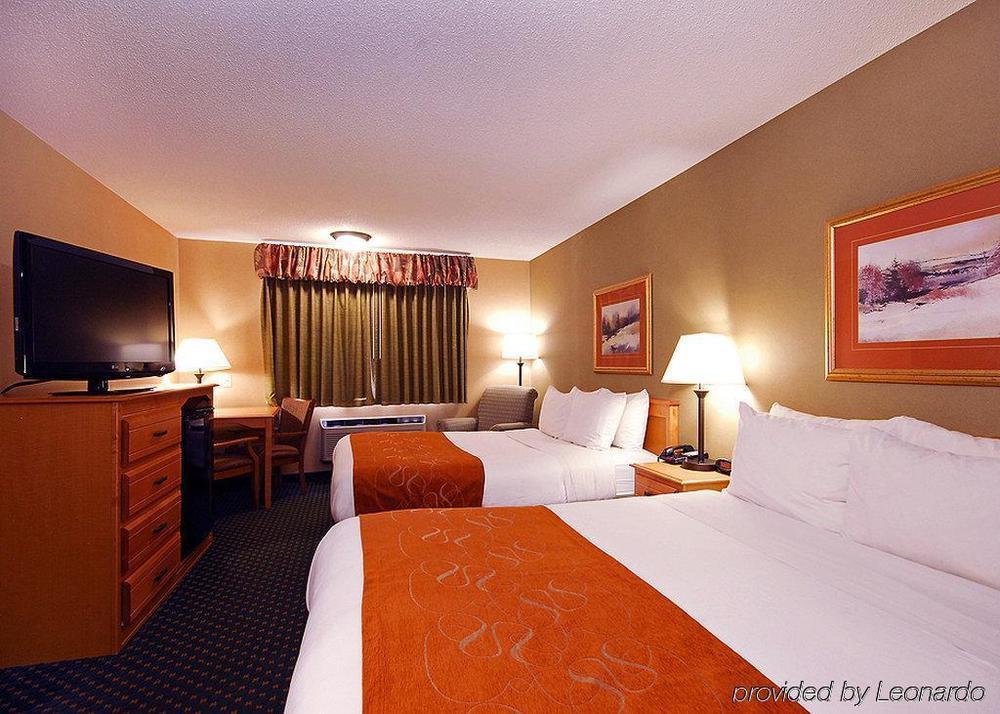 Comfort Inn Green River National Park Area Exterior photo