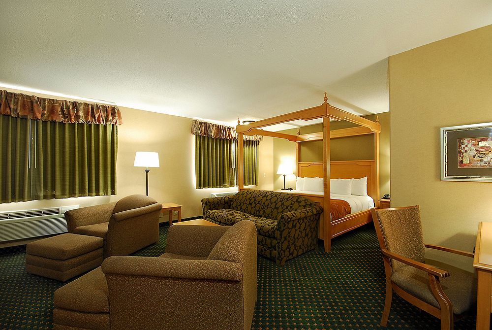 Comfort Inn Green River National Park Area Exterior photo